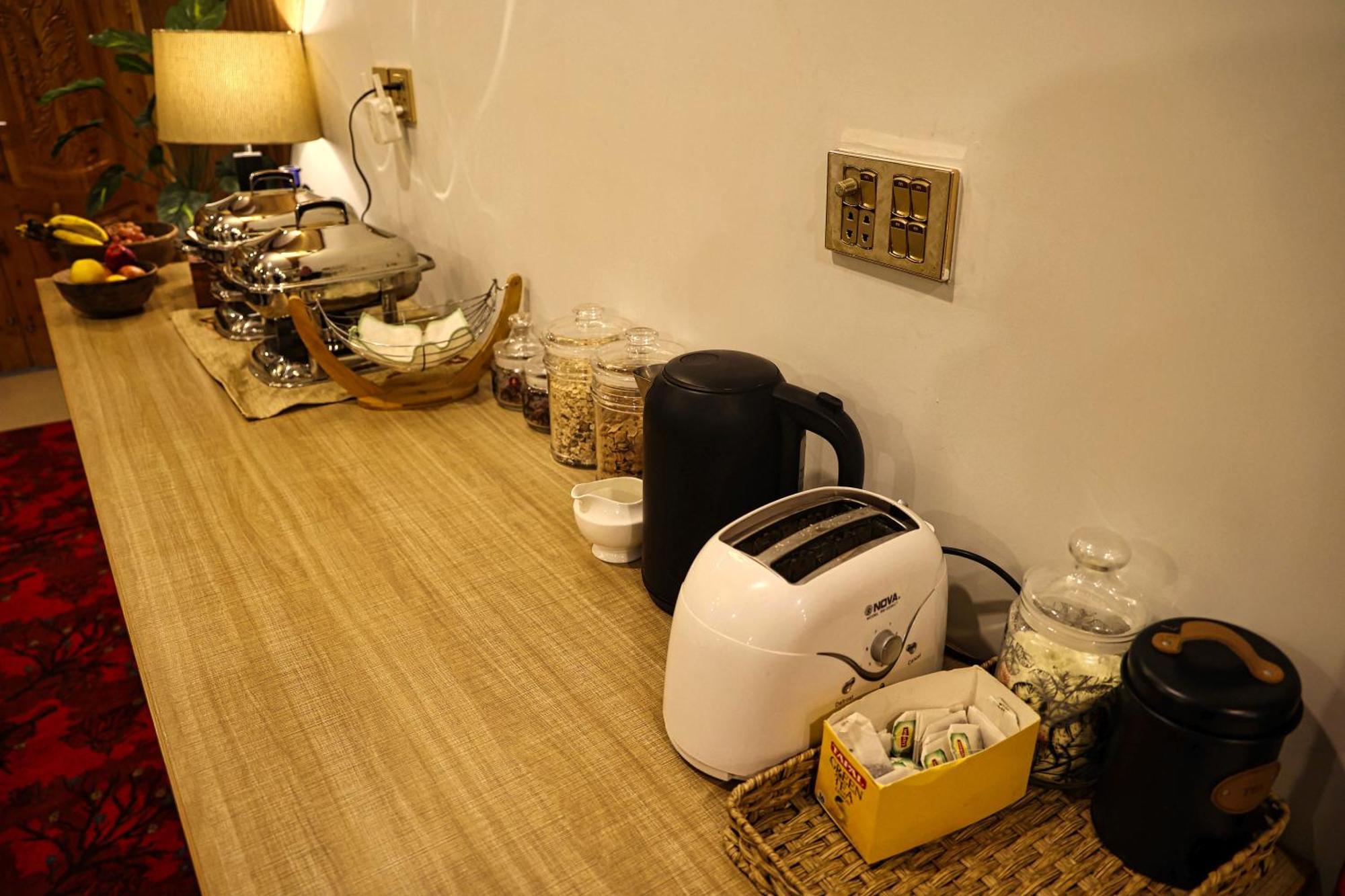 Oak Residency Hotel Gilgit Ngoại thất bức ảnh
