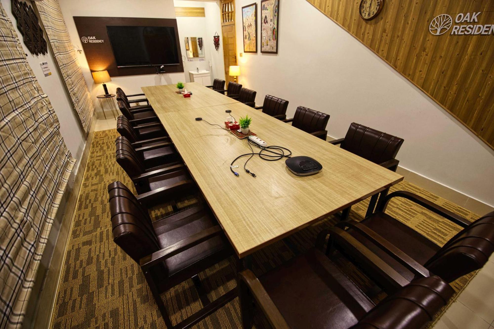Oak Residency Hotel Gilgit Ngoại thất bức ảnh