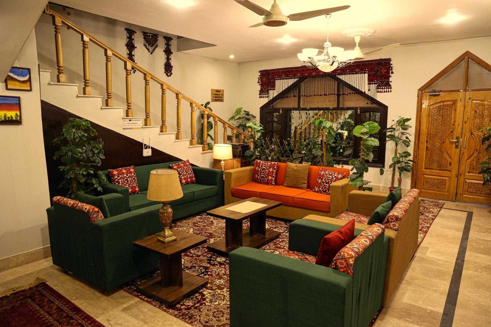 Oak Residency Hotel Gilgit Ngoại thất bức ảnh