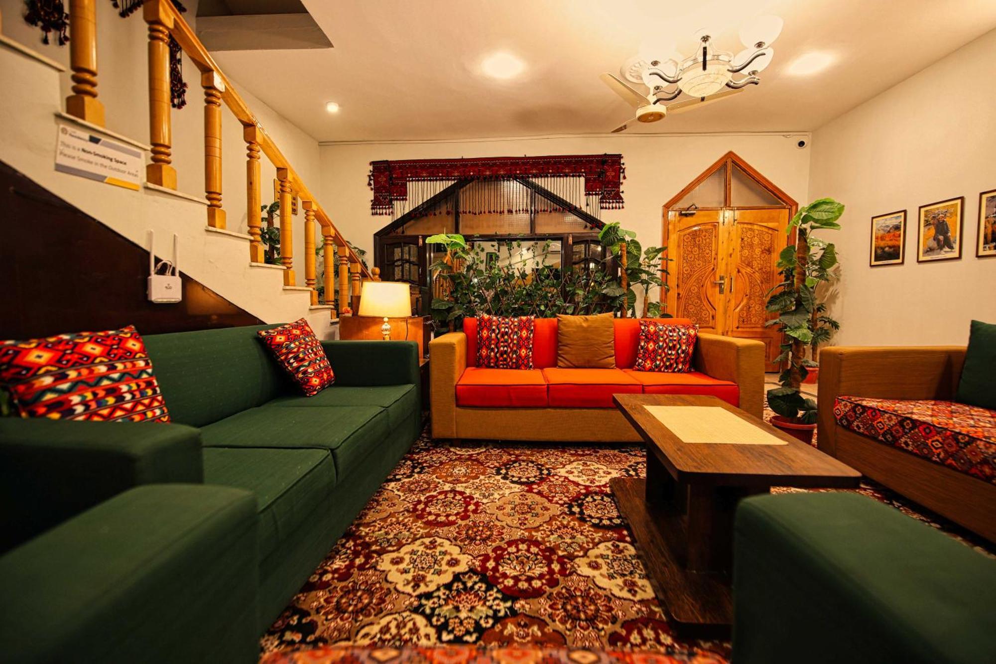 Oak Residency Hotel Gilgit Ngoại thất bức ảnh