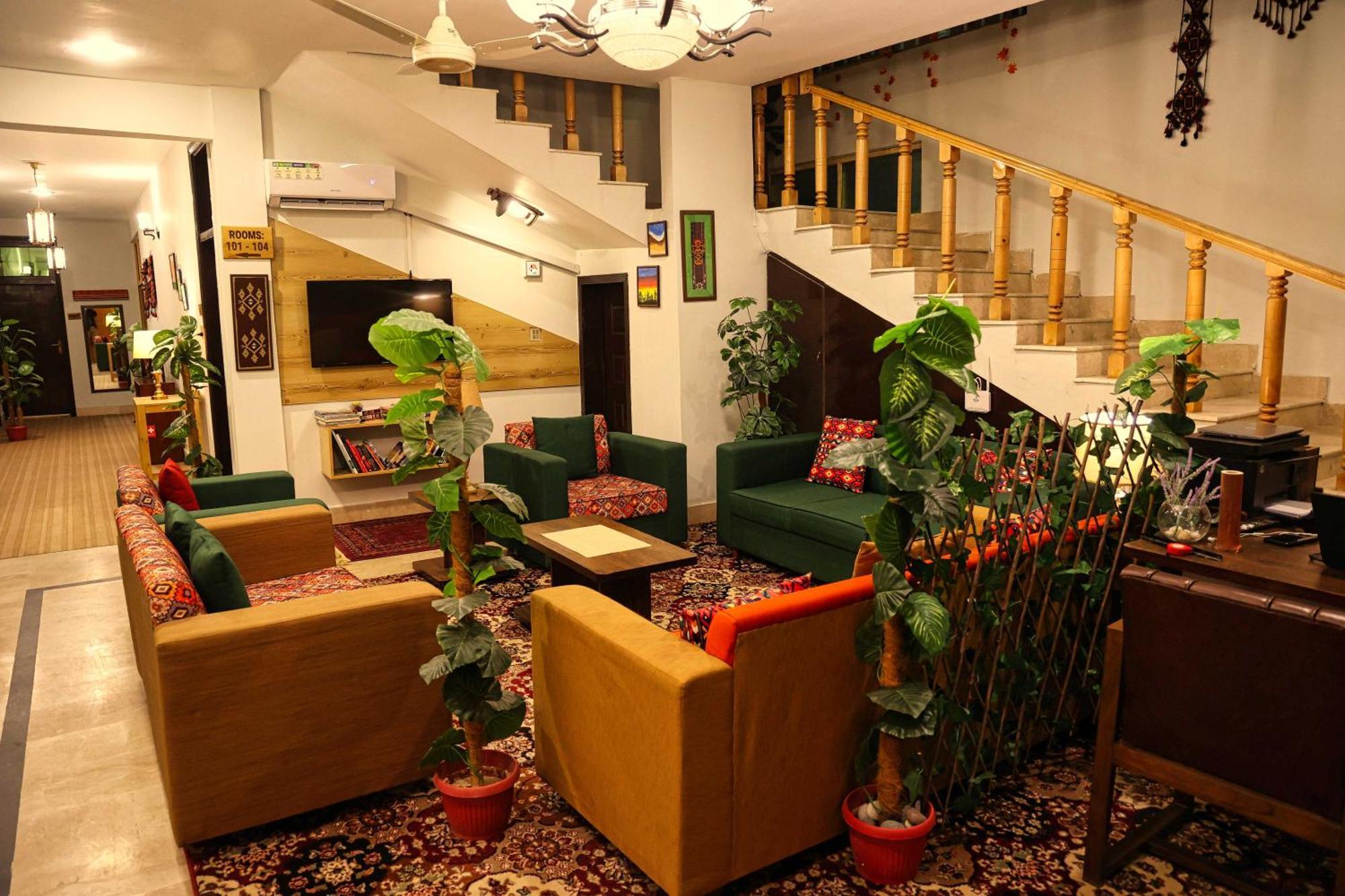 Oak Residency Hotel Gilgit Ngoại thất bức ảnh