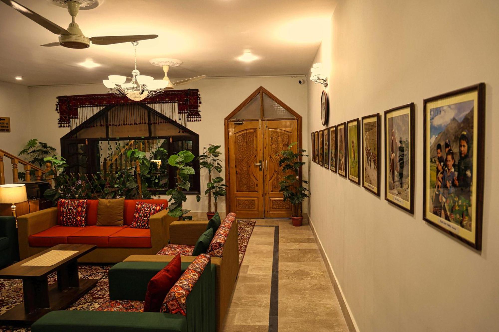 Oak Residency Hotel Gilgit Ngoại thất bức ảnh