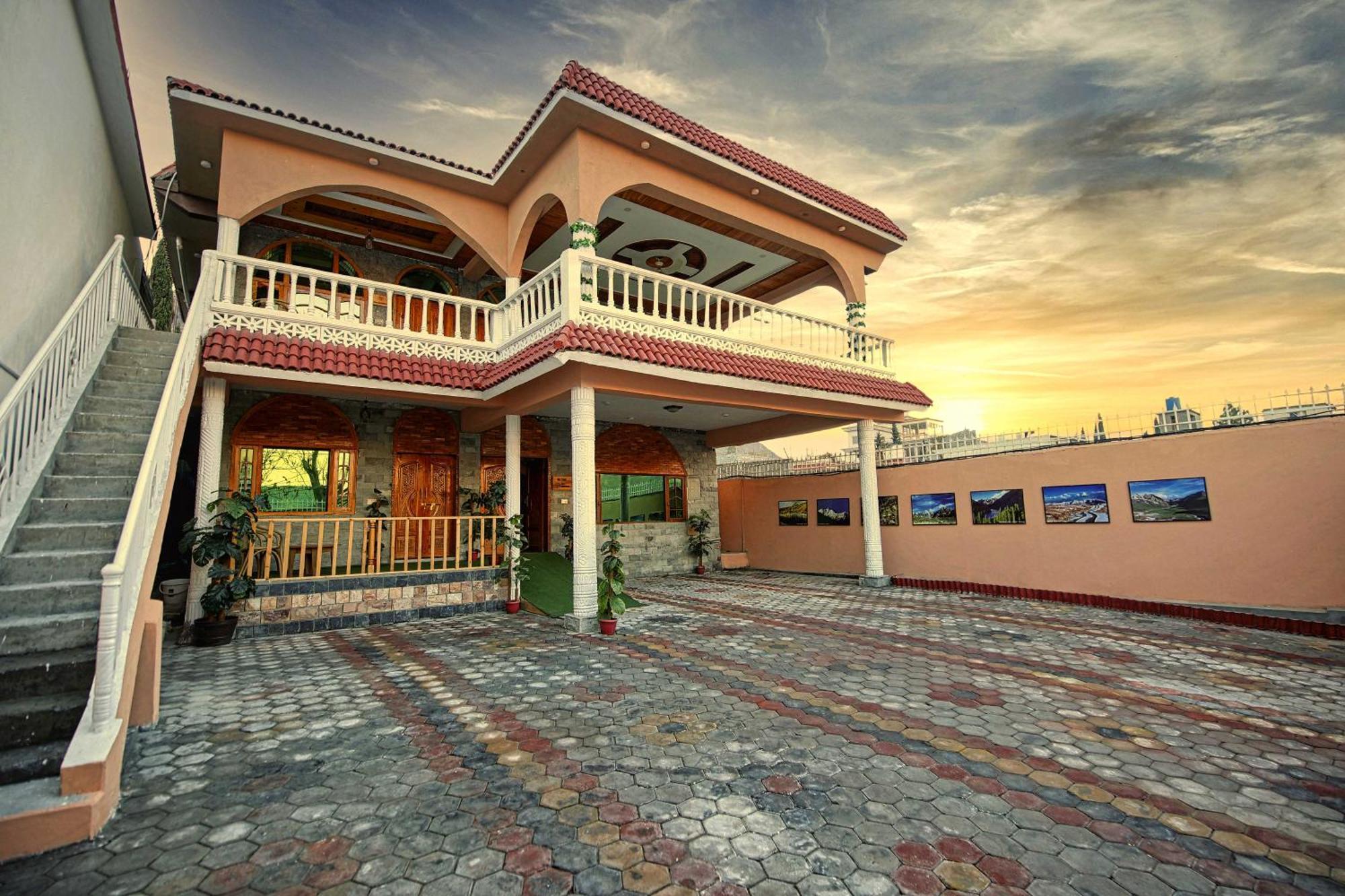 Oak Residency Hotel Gilgit Ngoại thất bức ảnh
