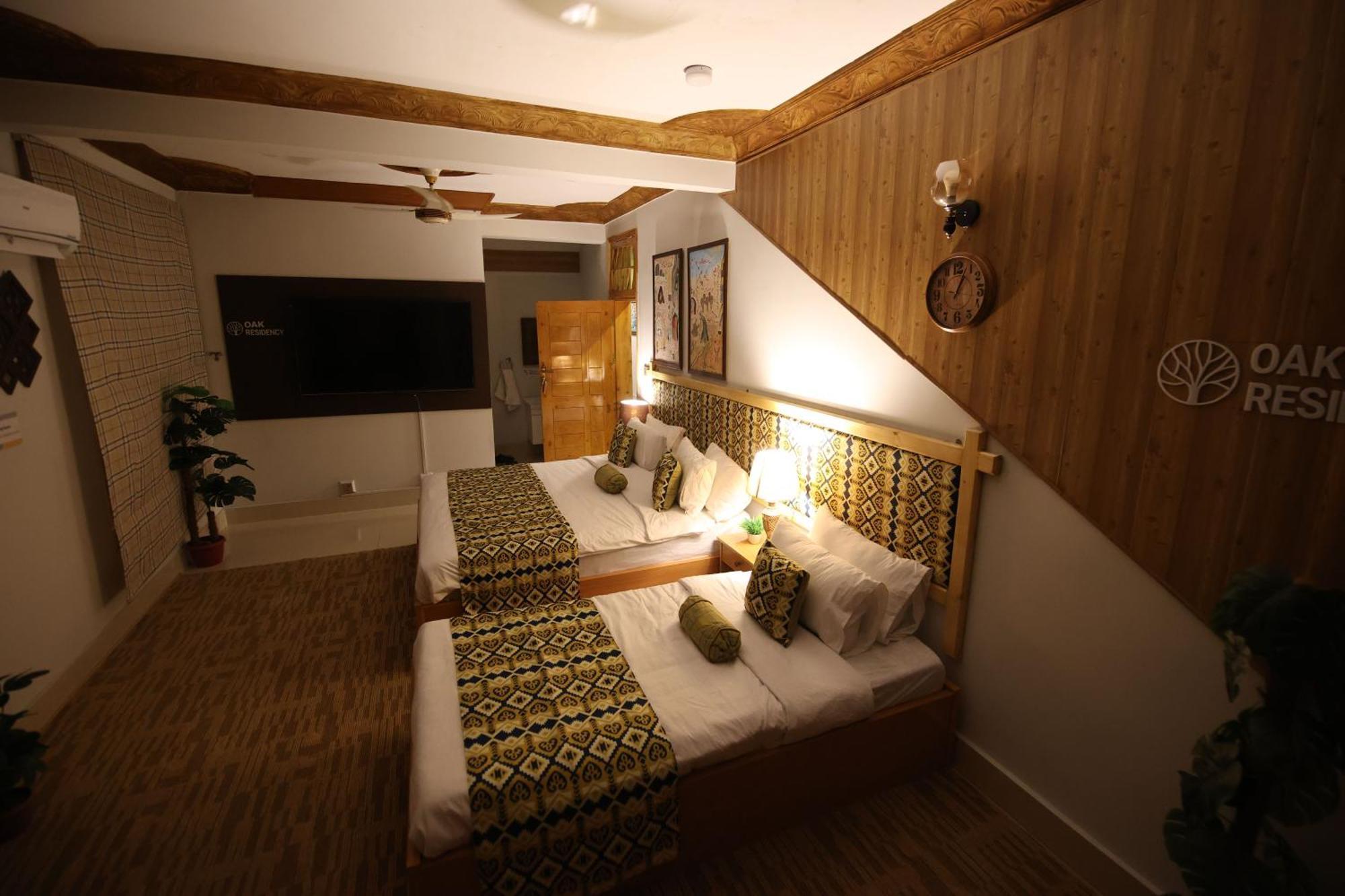 Oak Residency Hotel Gilgit Ngoại thất bức ảnh